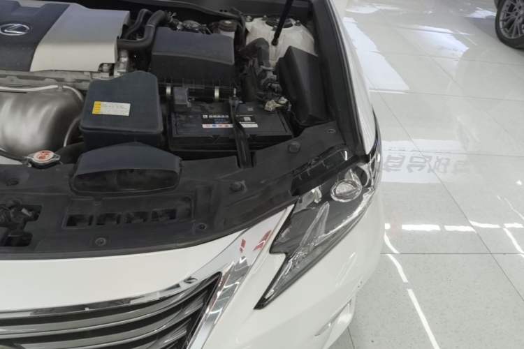 Used Lexus ES 2015 200 Elite Edition Engine Bay Left