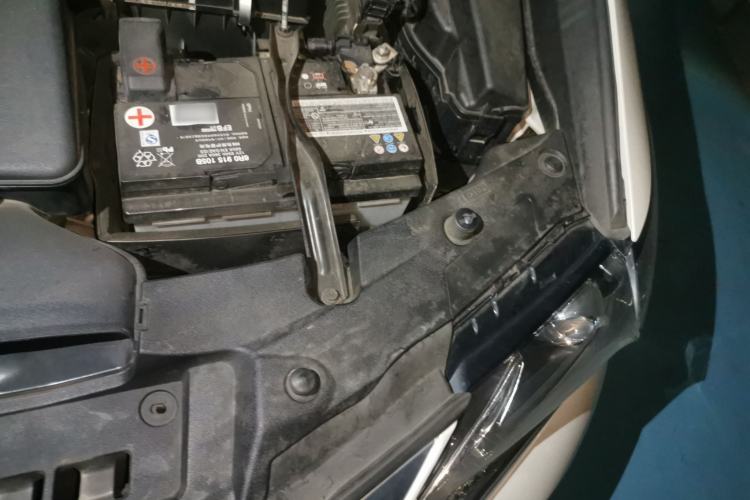 Used Lexus ES 2015 200 Elite Edition Engine Bay Left