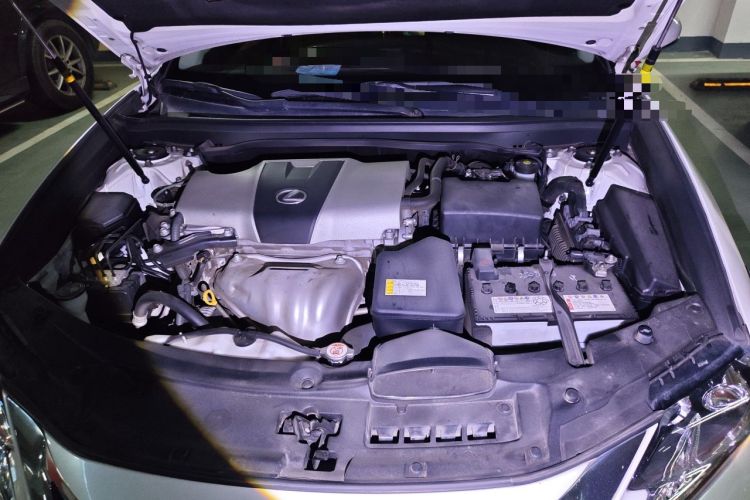 Used Lexus ES 2015 200 Elite Edition Engine Bay Left
