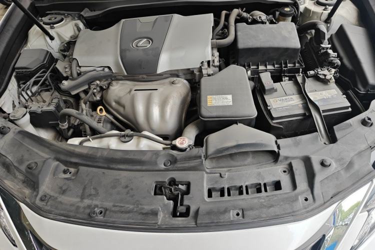 Used Lexus ES 2015 200 Elite Edition Engine Bay