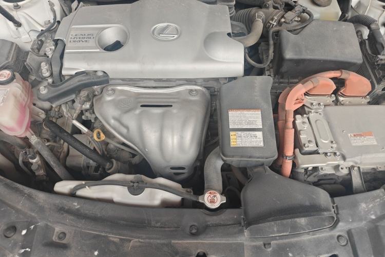 Used Lexus ES 2015 300h Comfort Edition Engine Bay
