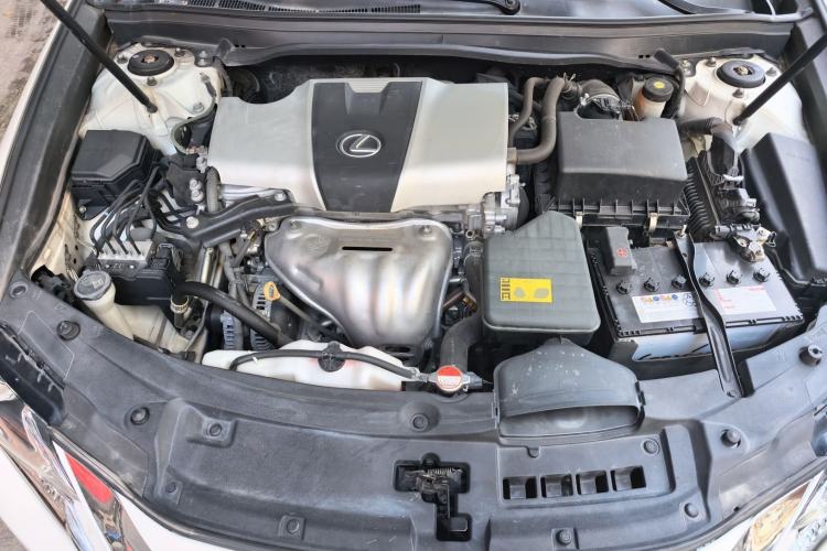 Used Lexus ES 2015 200 Elite Edition Engine Bay