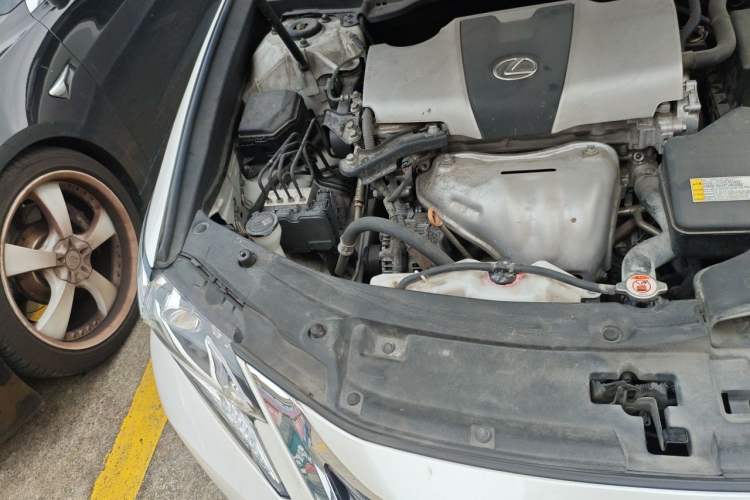 Used Lexus ES 2015 200 Elite Edition Engine Bay Right