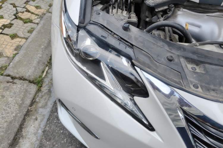 Used Lexus ES 2015 200 Elite Edition Engine Bay Right