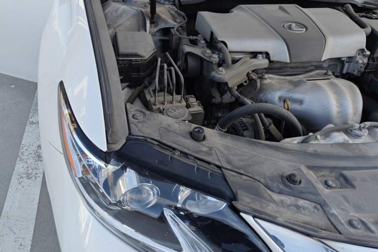 Used Lexus ES 2015 200 Elite Edition Engine Bay Right