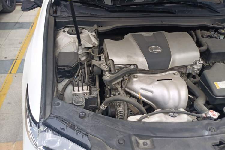 Used Lexus ES 2015 200 Elite Edition Engine Bay Right
