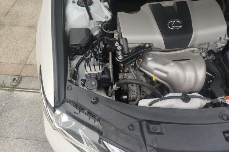 Used Lexus ES 2015 200 Elite Edition Engine Bay Right