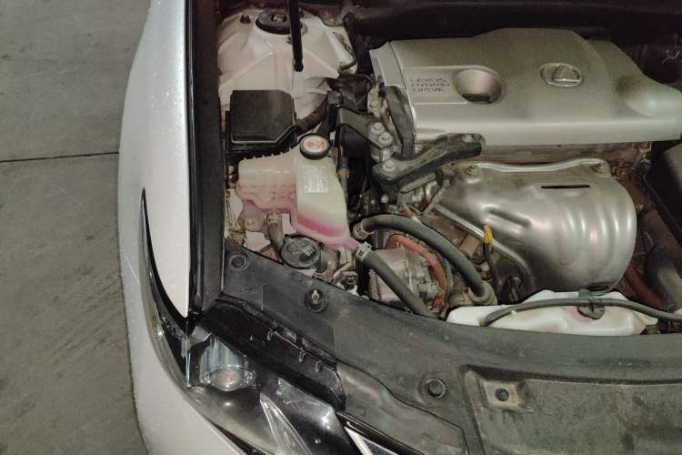 Used Lexus ES 2015 300h Comfort Edition Engine Bay Right