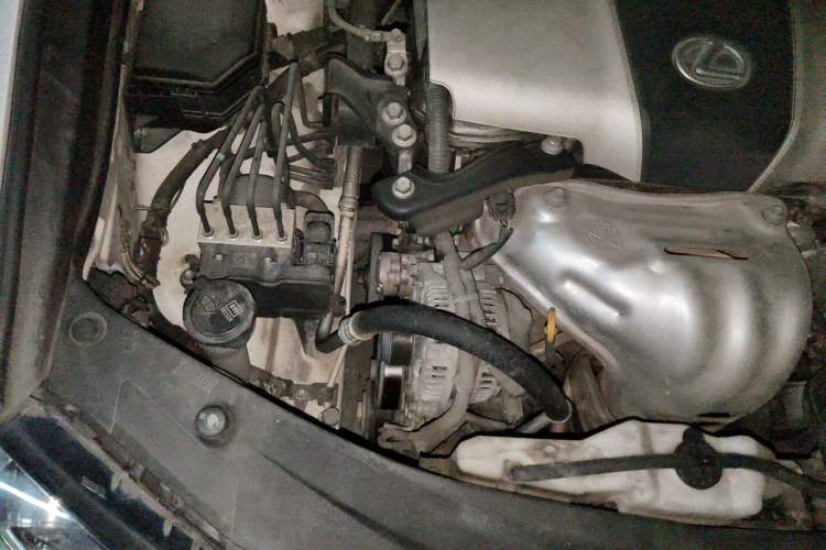 Used Lexus ES 2015 200 Elite Edition Engine Bay Right