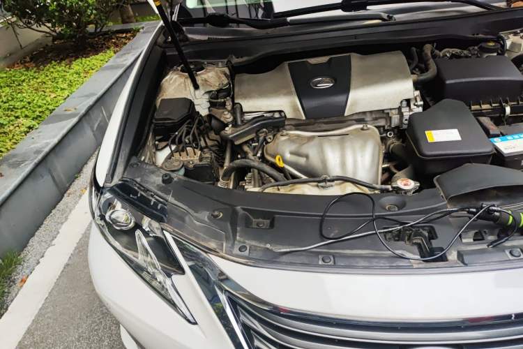 Used Lexus ES 2015 200 Elite Edition Engine Bay Right