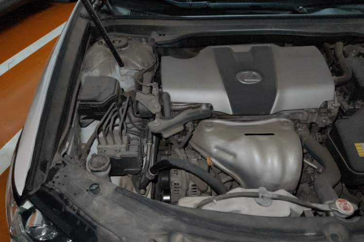 Used Lexus ES 2015 200 Elite Edition Engine Bay Right