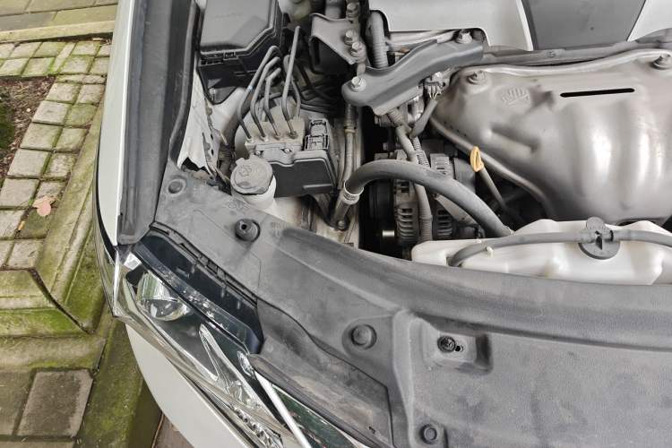 Used Lexus ES 2015 200 Elite Edition Engine Bay Right