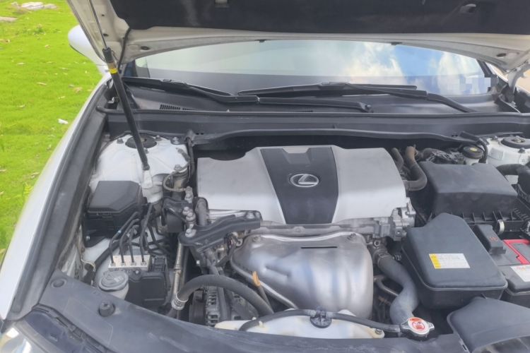 Used Lexus ES 2015 200 Elite Edition Engine Bay Right