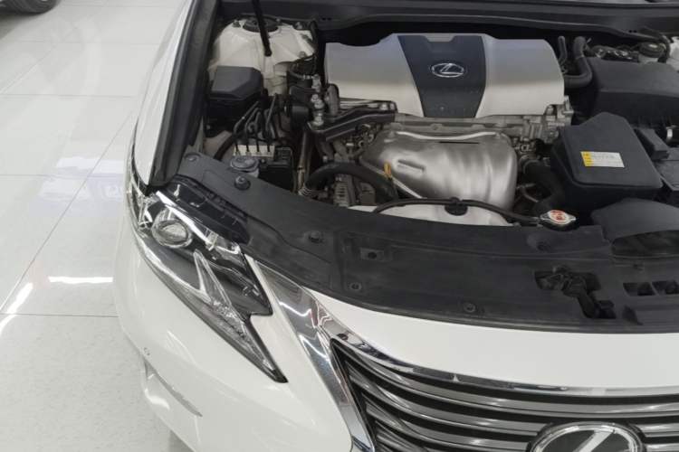 Used Lexus ES 2015 200 Elite Edition Engine Bay Right