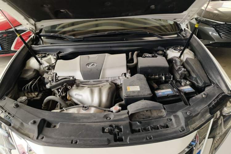 Used Lexus ES 2015 200 Elite Edition Engine Bay
