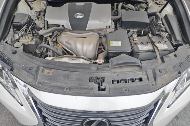 Used Lexus ES 2015 200 Comfort Edition Engine Bay
