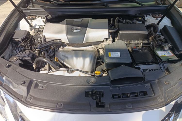 Used Lexus ES 2015 200 Elite Edition Engine Bay