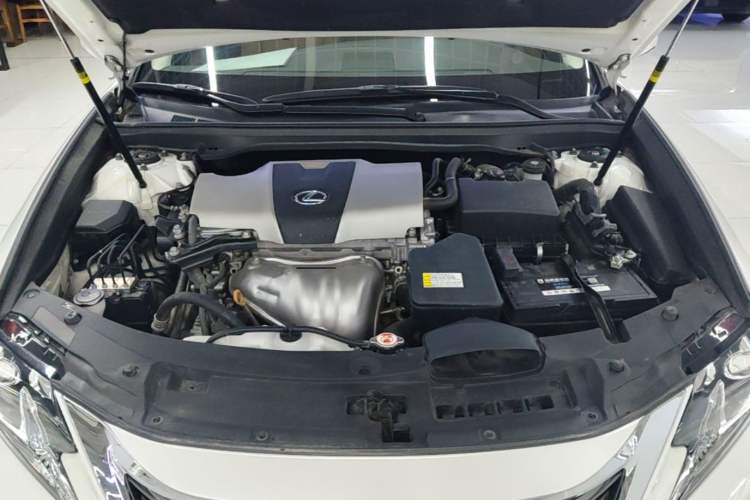 Used Lexus ES 2015 200 Elite Edition Engine Bay