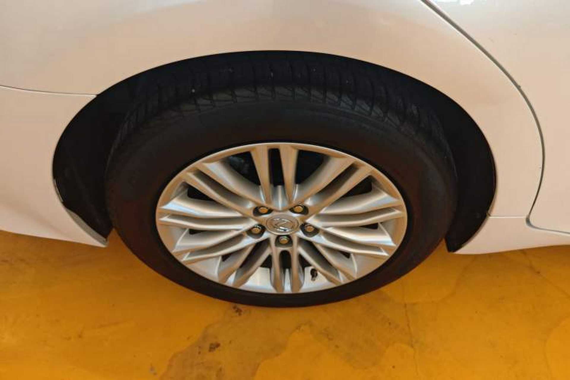 Used Lexus ES 2015 200 Elite Edition Exterior 3