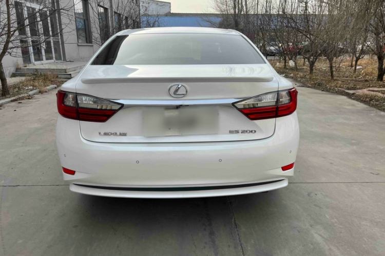 Used Lexus ES 2015 200 Elite Edition Exterior 4