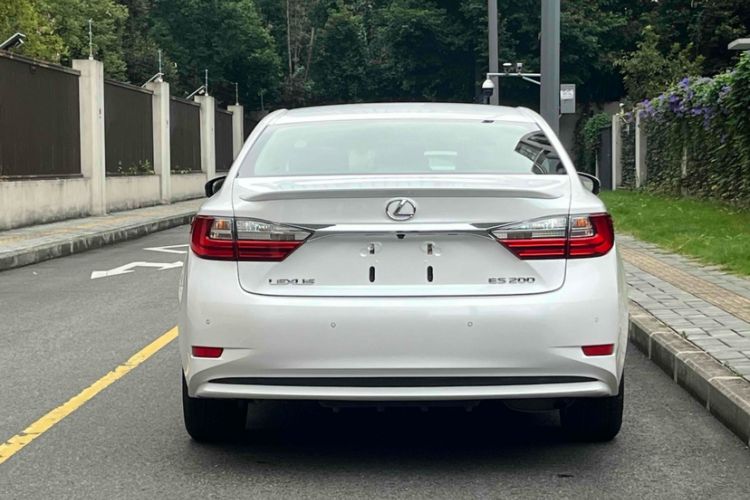 Used Lexus ES 2015 200 Elite Edition Exterior 4