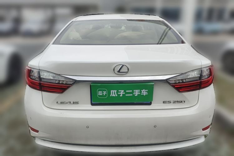 Used Lexus ES 2015 250 Elegant Edition Exterior 4