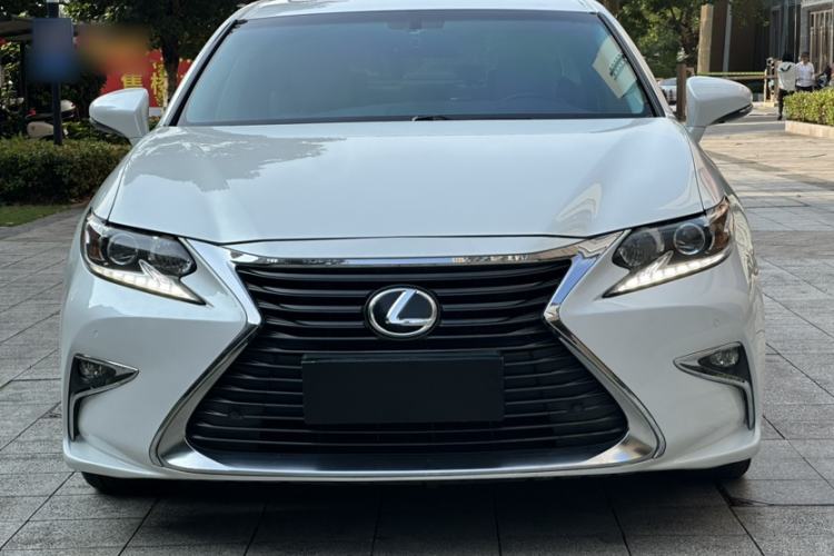 Used Lexus ES 2015 200 Elite Edition Exterior 4