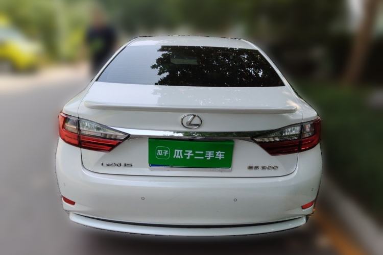 Used Lexus ES 2015 200 Elite Edition Exterior 4