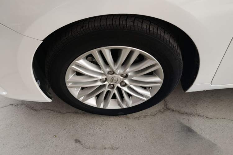 Used Lexus ES 2015 200 Elite Edition Exterior 4
