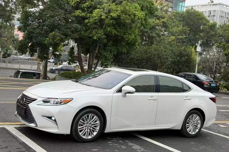 Used Lexus ES 2015 200 Elite Edition Exterior 4