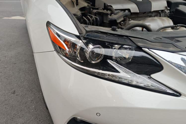 Used Lexus ES 2015 200 Elite Edition Exterior 6