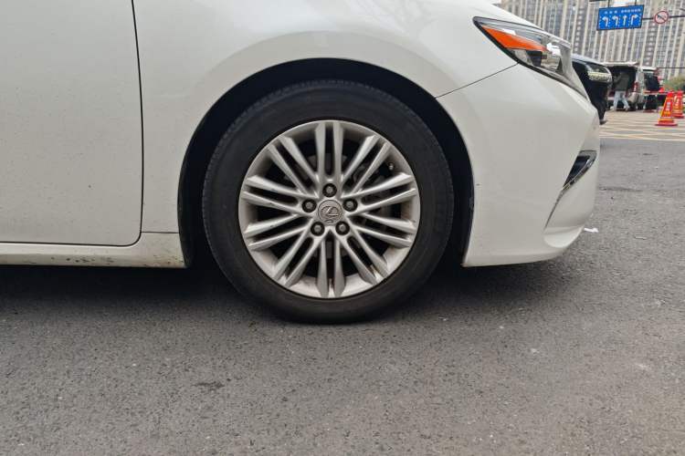 Used Lexus ES 2015 200 Elite Edition Exterior 7