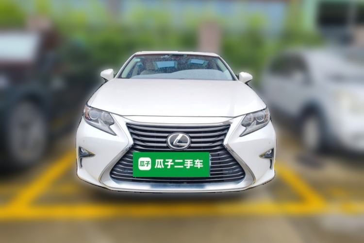 Used Lexus ES 2015 200 Comfort Edition Front