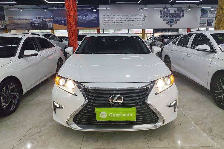 Used Lexus ES 2015 200 Elite Edition Front