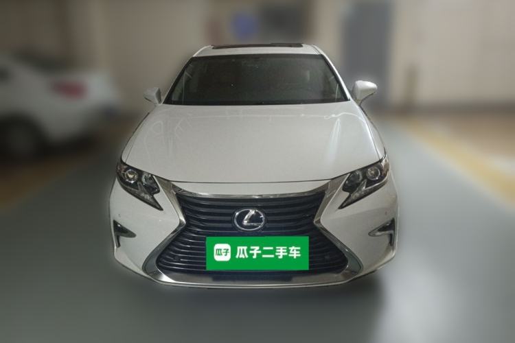 Used Lexus ES 2015 200 Elite Edition Front
