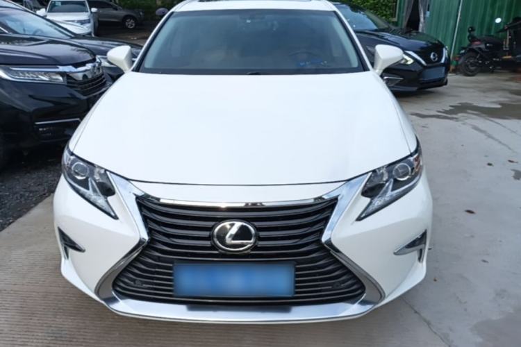 Used Lexus ES 2015 200 Elite Edition Front