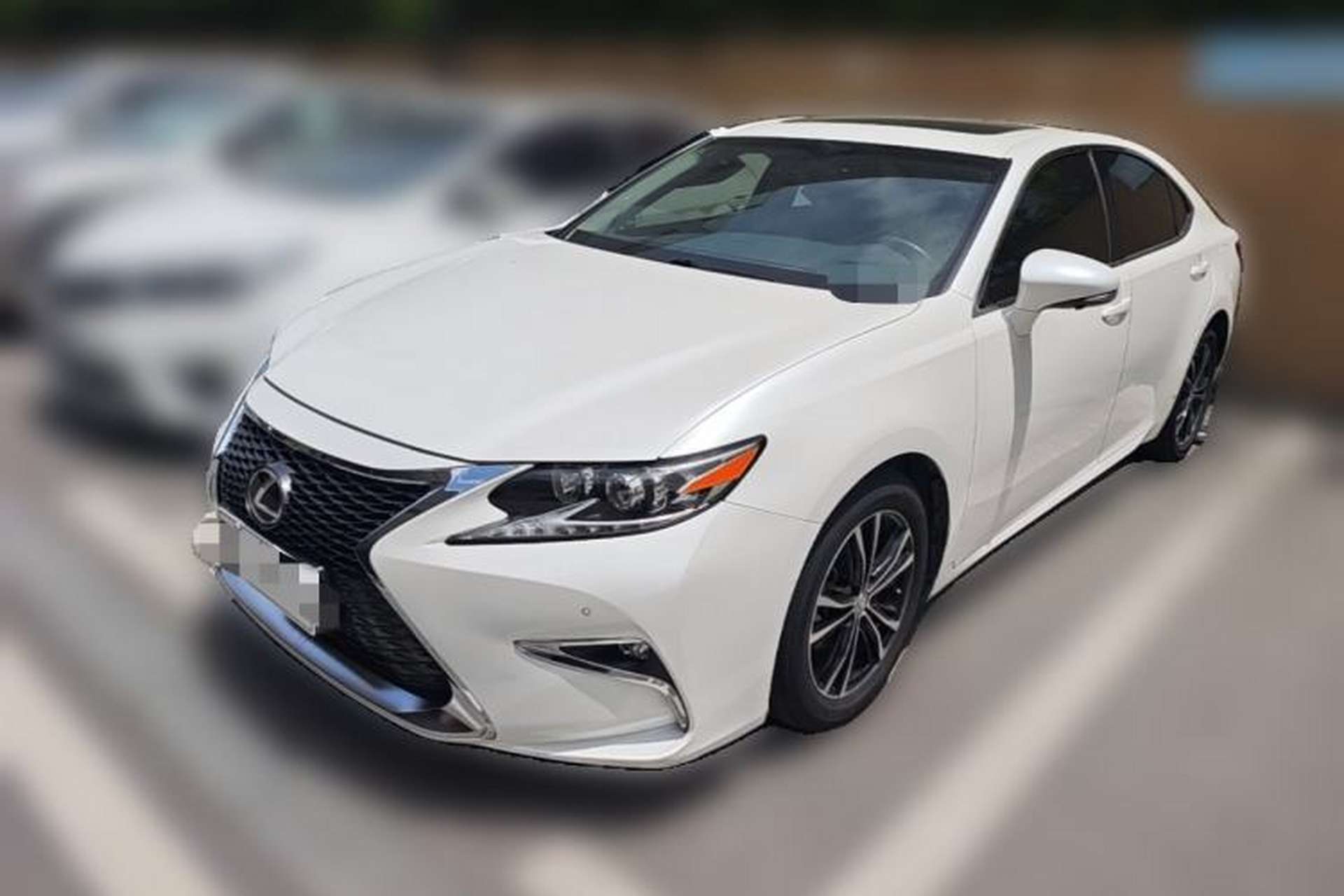 Used Lexus ES 2015 200 Elite Edition Front Left 45 Deg