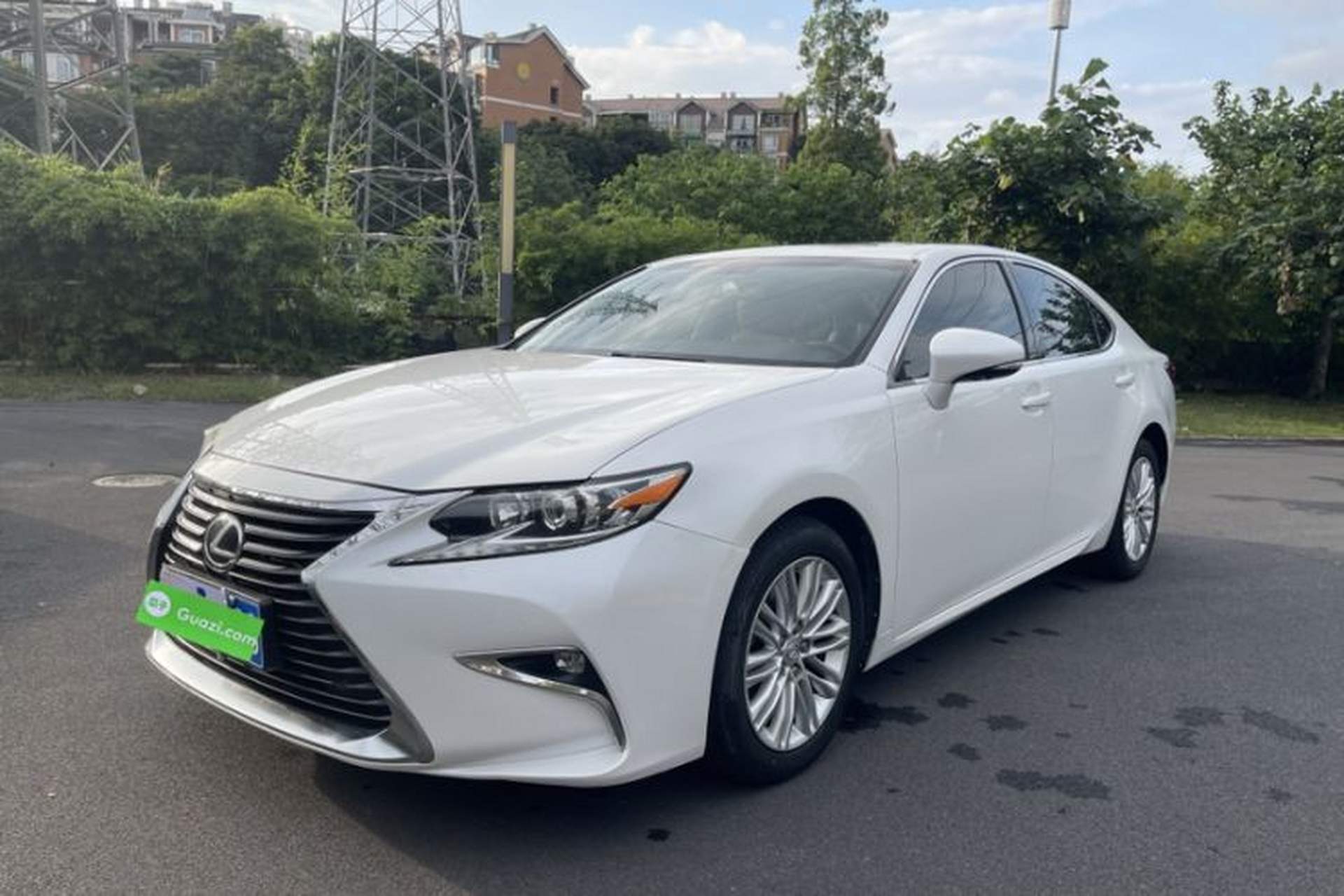 Used Lexus ES 2015 200 Elite Edition Front Left 45 Deg
