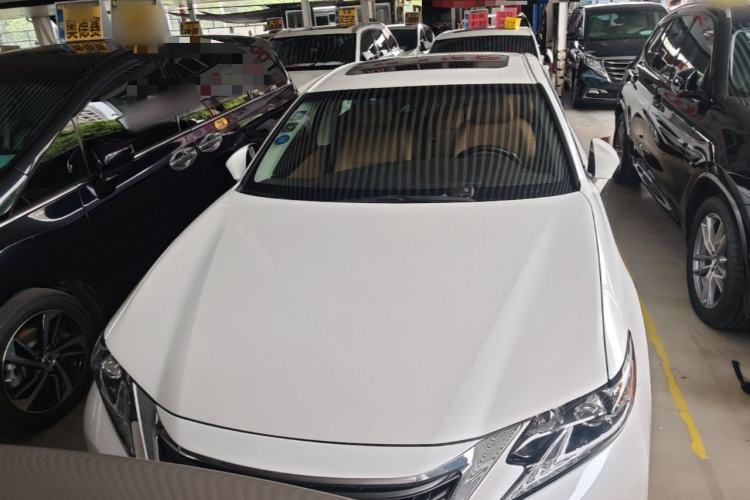 Used Lexus ES 2015 200 Comfort Edition Front