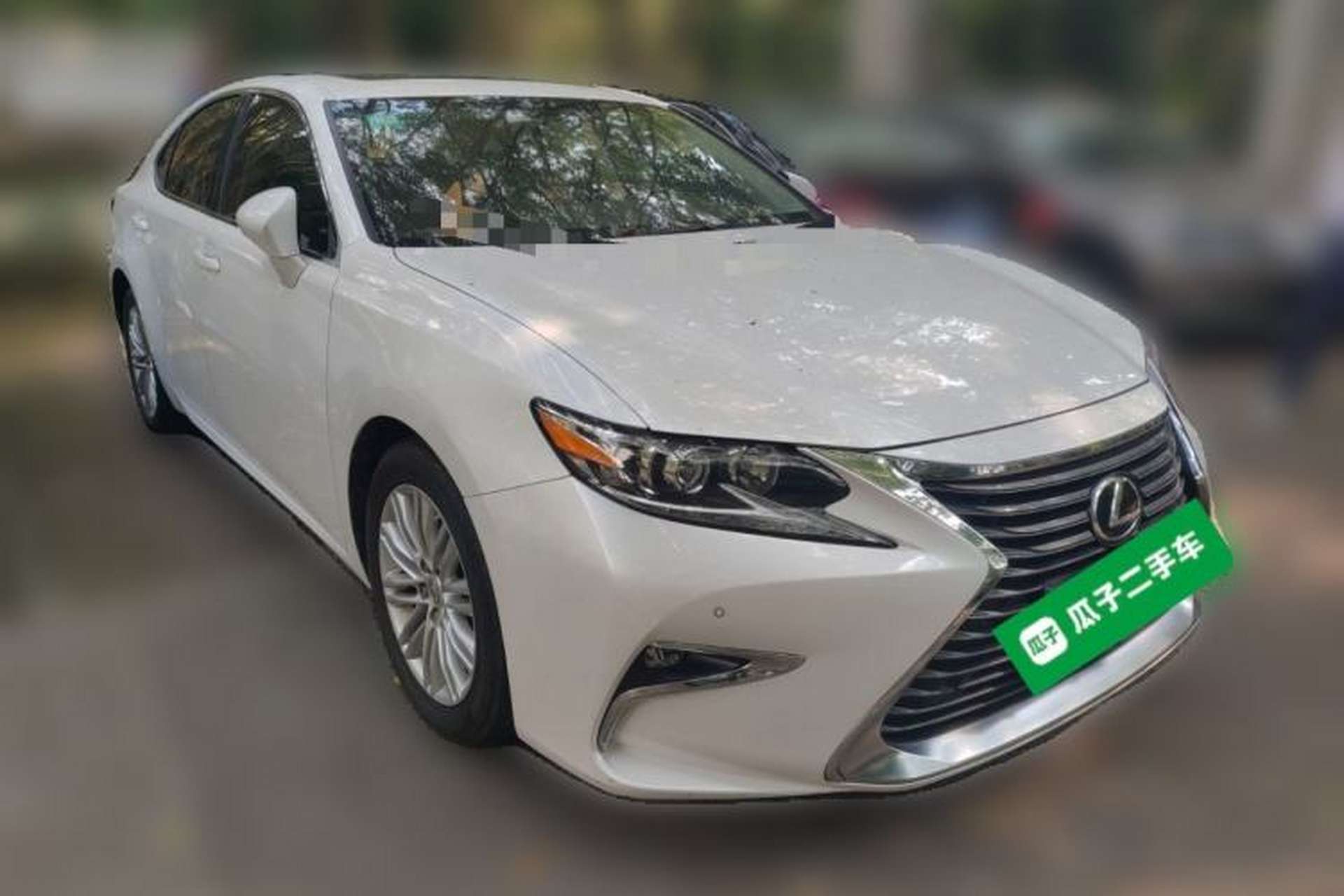 Used Lexus ES 2015 200 Elite Edition Front Right 45 Deg
