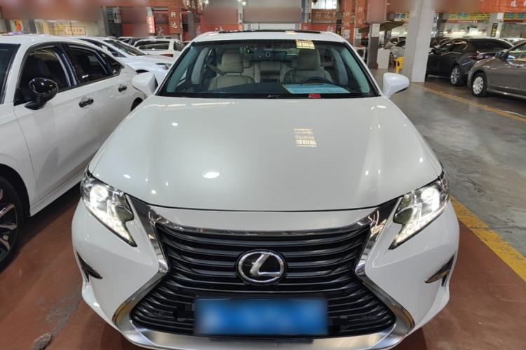 Used Lexus ES 2015 200 Elite Edition Front
