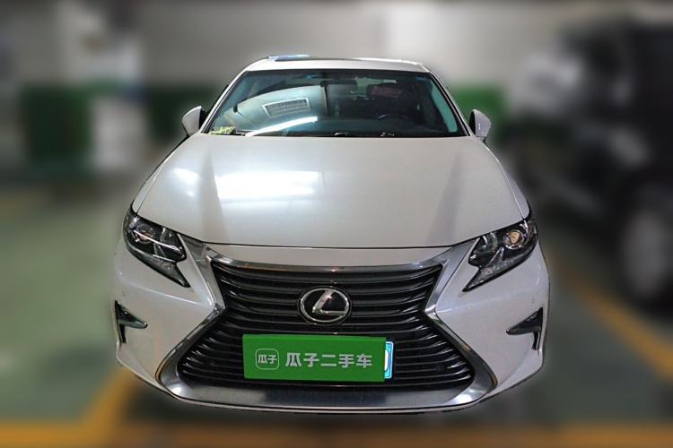 Used Lexus ES 2015 200 Elite Edition Front