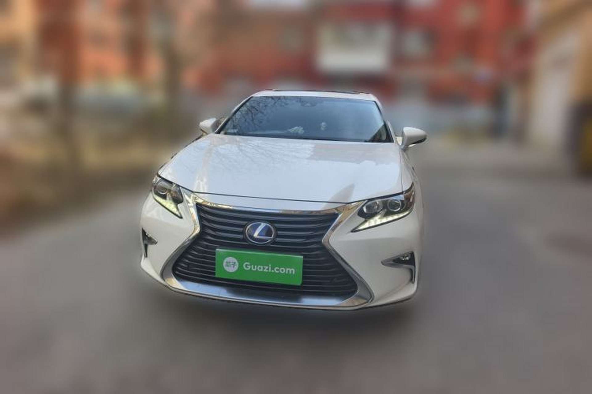 Used Lexus ES 2015 300h Comfort Edition Front
