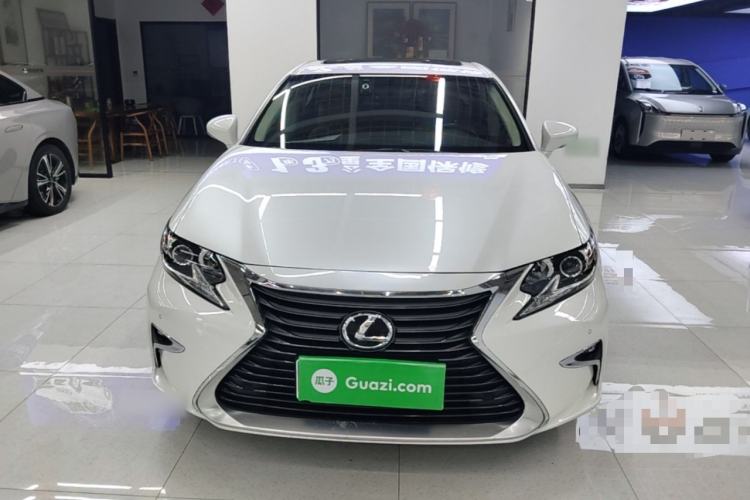 Used Lexus ES 2015 200 Elite Edition Front