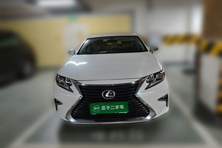 Used Lexus ES 2015 200 Elite Edition Front