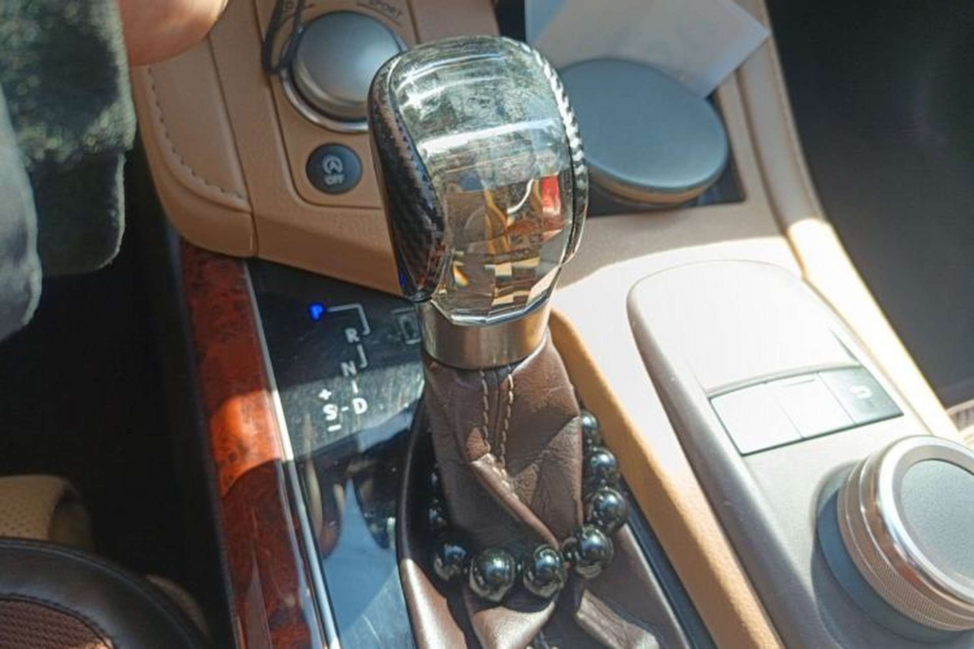 Used Lexus ES 2015 200 Elite Edition Gear Lever