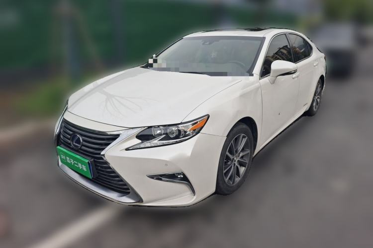 Used Lexus ES 2015 300h Comfort Edition Guazi used car, China used car export, Used car for sale, Used cars, Cheapest cars for sale