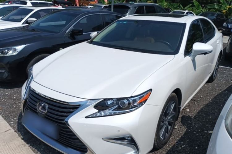 Lexus ES 2015 300h Comfort Edition usata Guazi used car, China used car export, Used car for sale, Used cars, Cheapest cars for sale