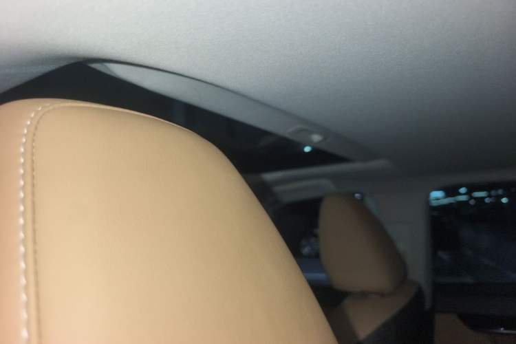 Used Lexus ES 2015 200 Comfort Edition Headliner