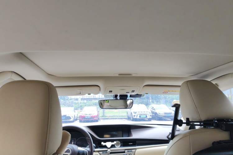 Used Lexus ES 2015 200 Comfort Edition Headliner